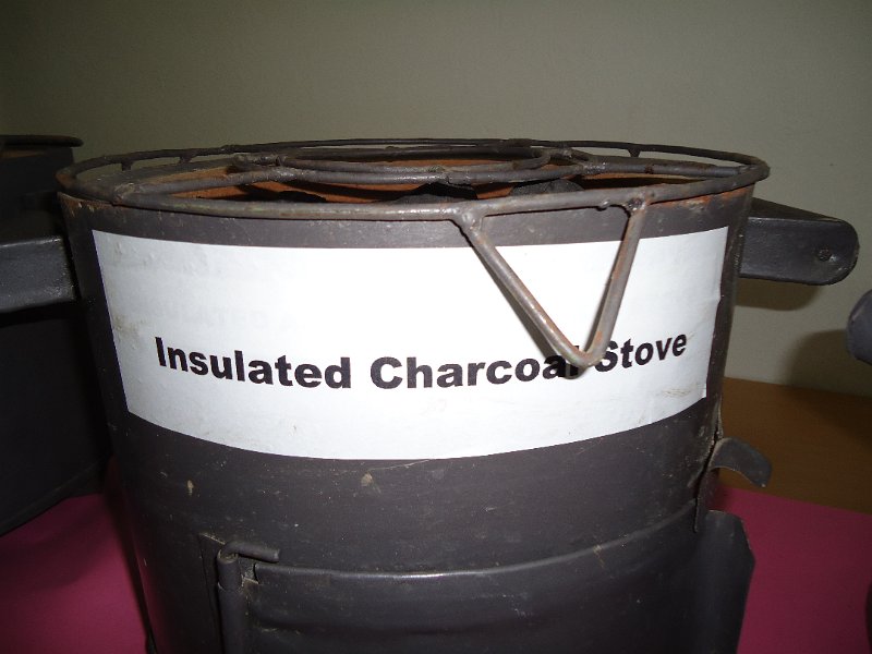 DSC01622.JPG - insulated stove