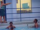 080627-swim-060 * 2560 x 1920 * (2.1MB)